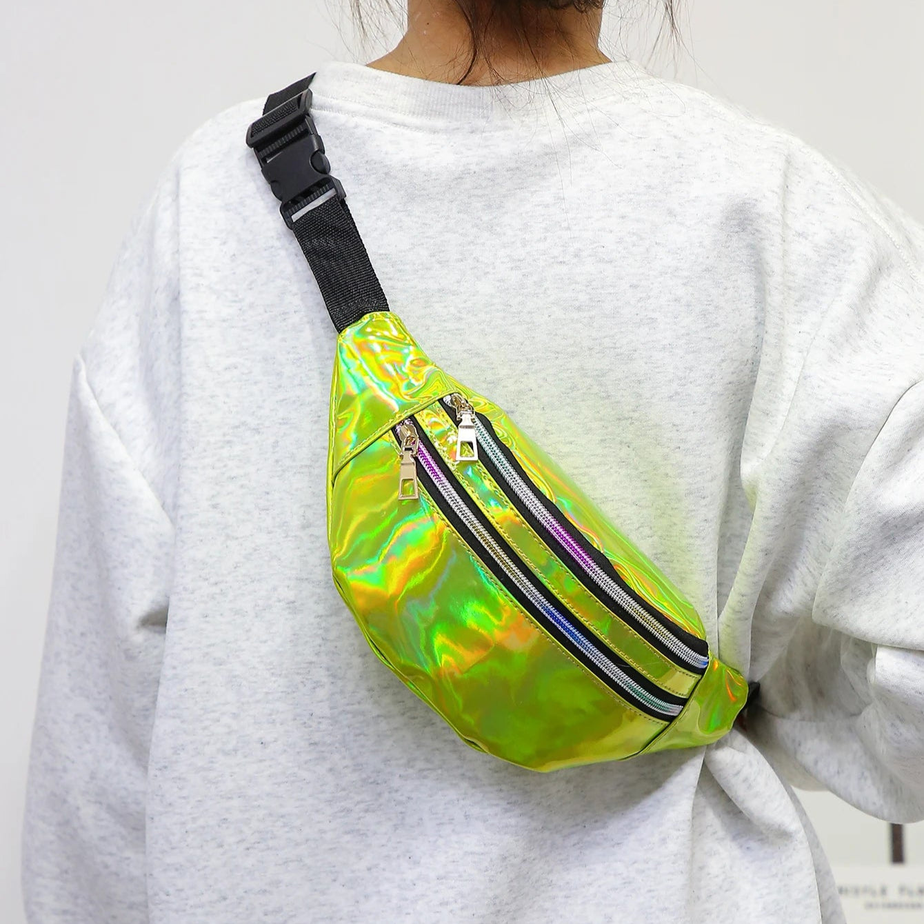 sac banane holographique Salomé