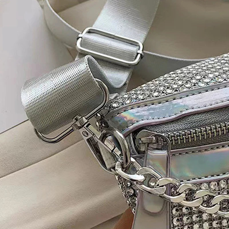 sac banane argenté avec strass Carlotta