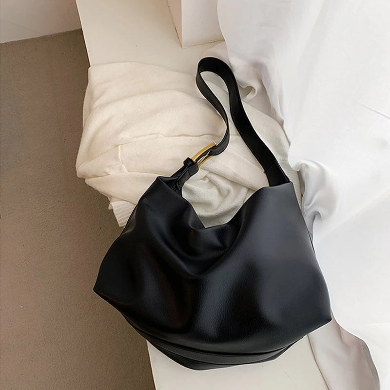 smooth and supple leather tote bag - Auréa