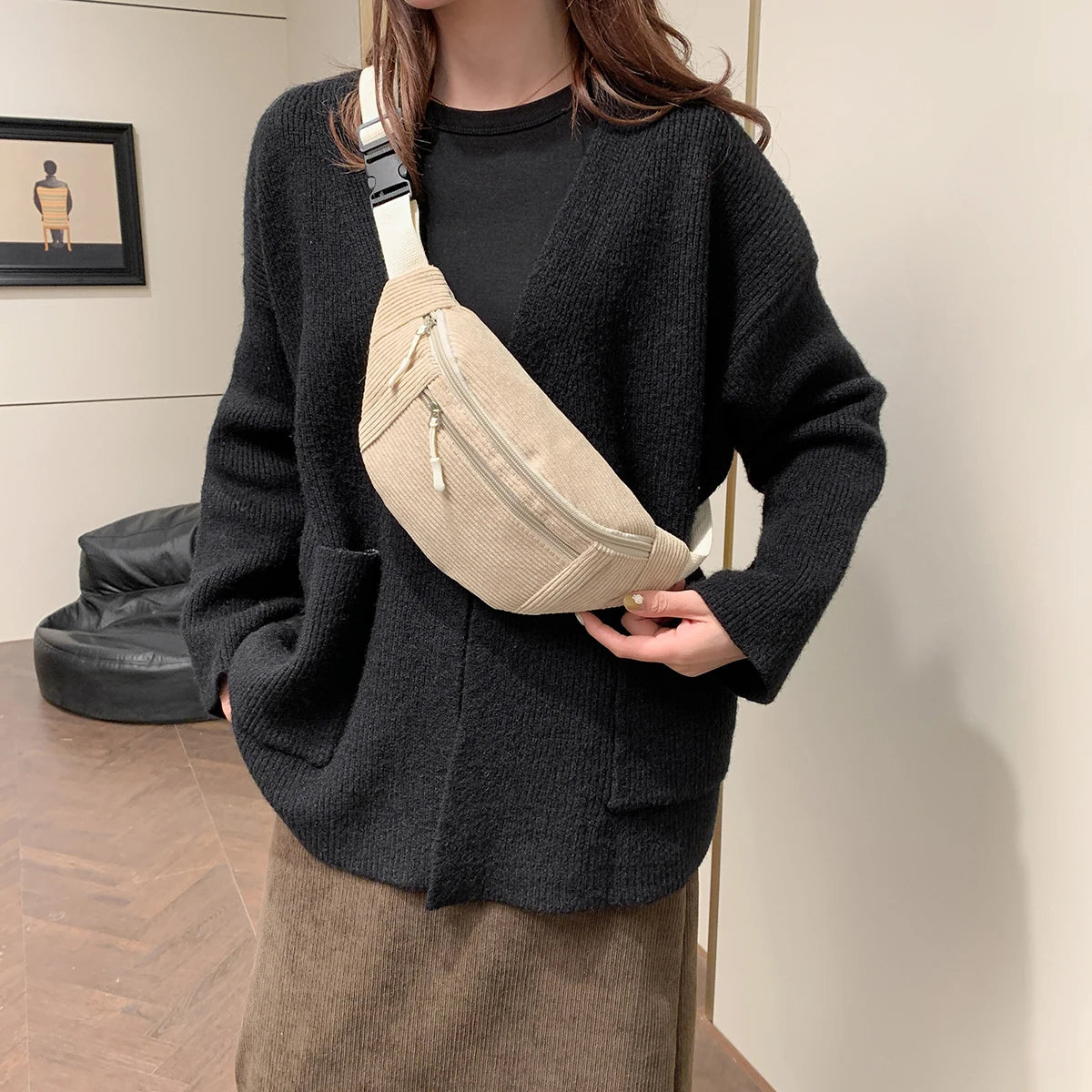 sac banane en velours côtelé chic Opaline