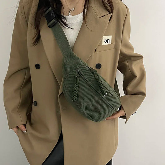 Lise green velvet fanny pack